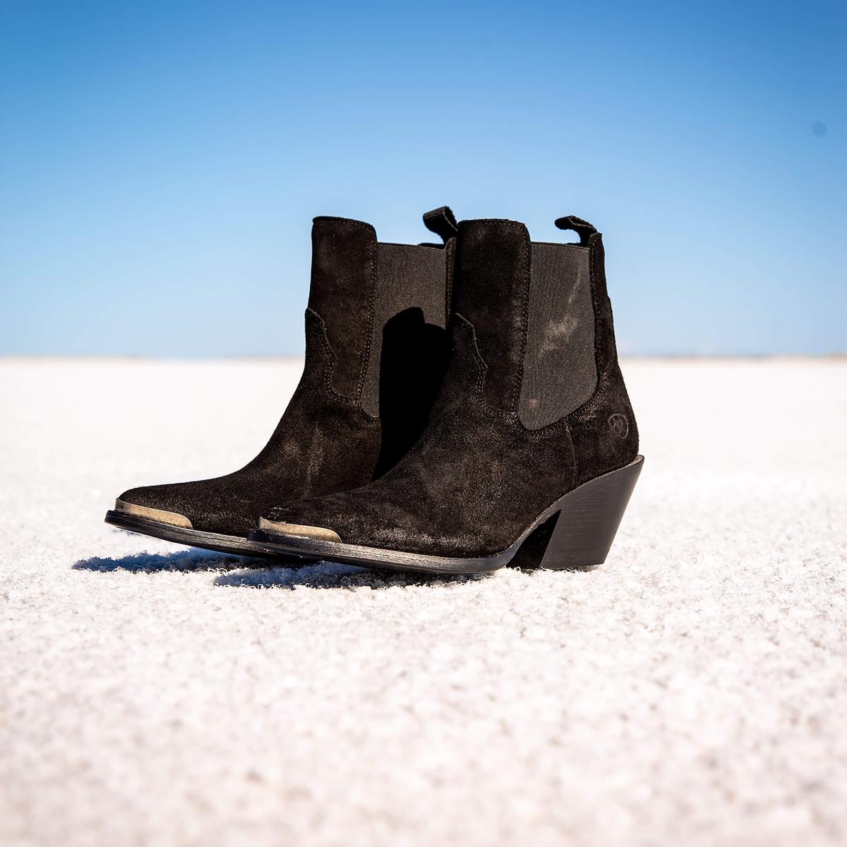 product/a/r/ariat_10053593_distressed-black-suede_6.jpg
