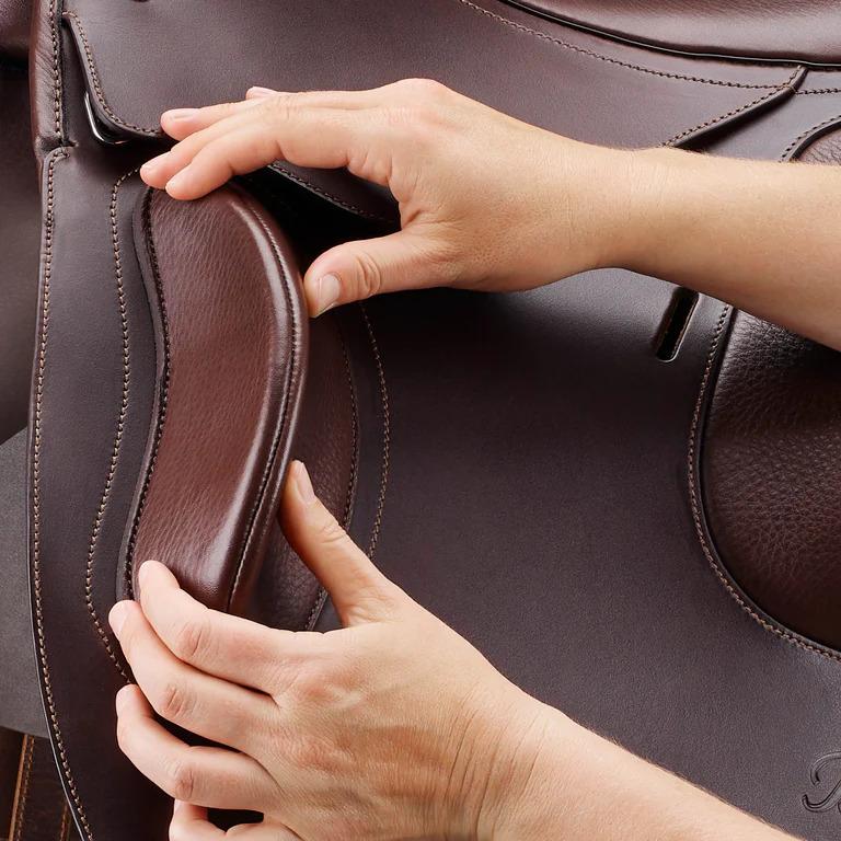 product/b/a/bates_bhvxxxxxxxcbr42_classic-brown_3.jpg
