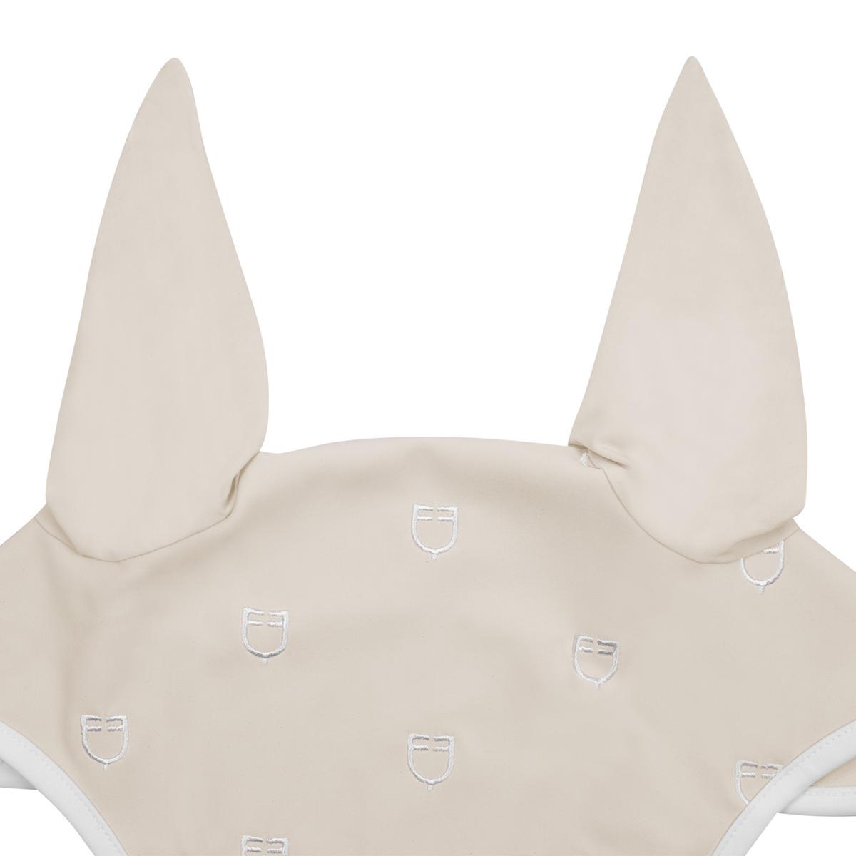 product/e/q/equestro_eth09020-beige_130000__beige-white_2.jpg