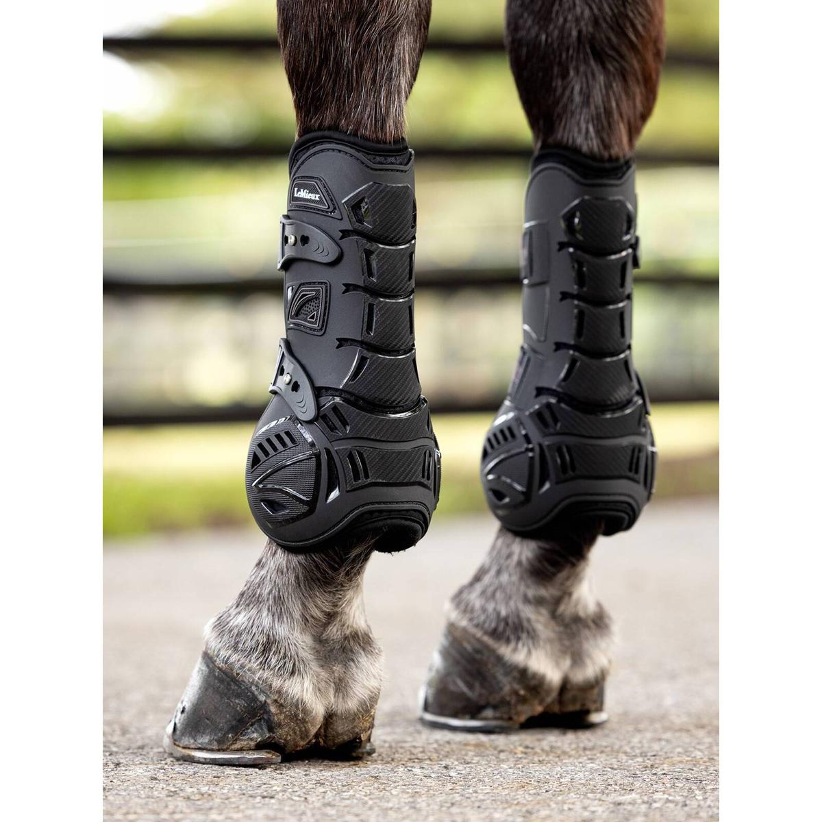 product/l/e/lemieux_it04744004_black_4.jpg