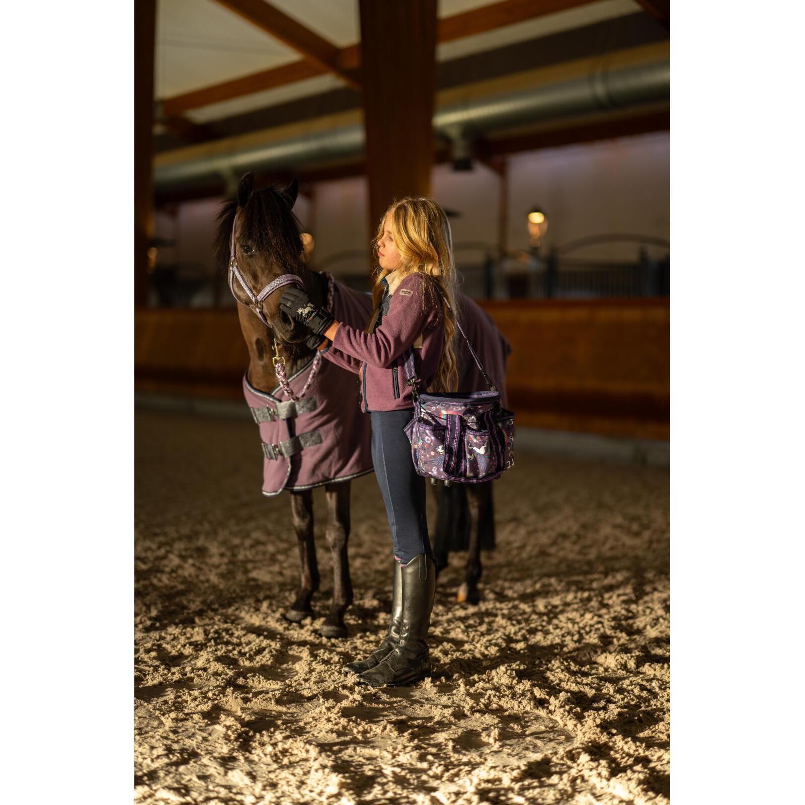 product/e/q/equipage_10239001837_montana-grape_2.jpg