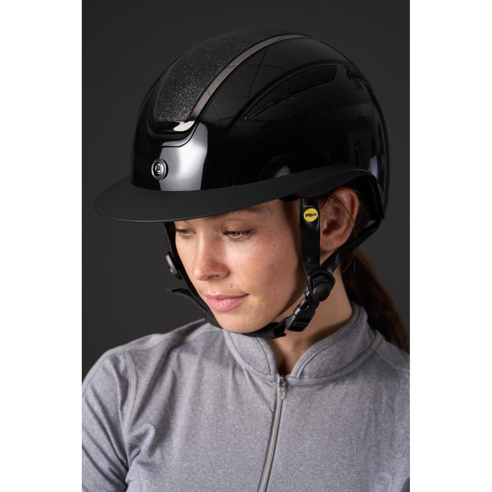 product/e/q/equipage_10474200001_black-shiny_3.jpg