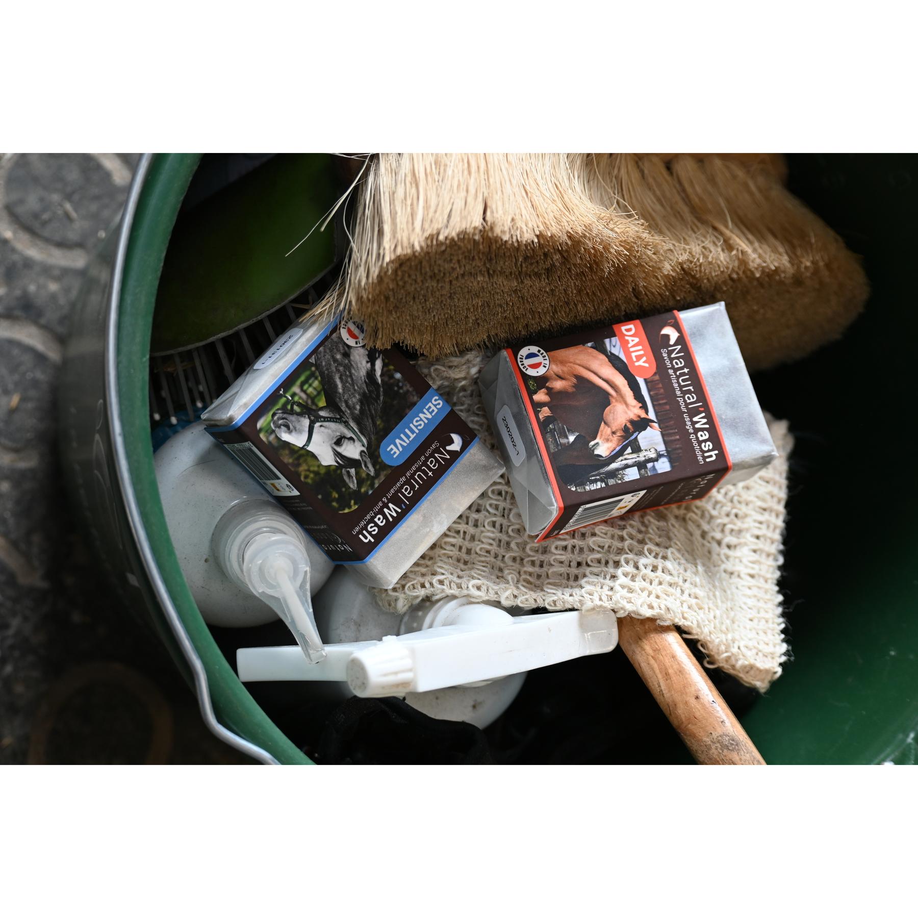 product/n/a/natural-innov_naturalwash-100g-daily_11-nw032624.jpg