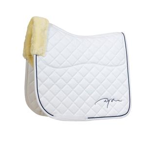 ho22nwhf-tapis-de-dressage-pour-cheval-dy-on-skin-friendly-blanc-full