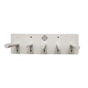 82182-42-porte-tapis-de-selle-d-equitation-pour-5-pieces-grooming-deluxe-argent-tu