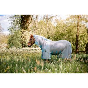 afrrk0-id00-couverture-anti-mouches-pour-cheval-horseware-ameco-silver-light-blue