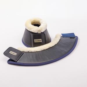 0341051350411-cloches-pour-cheval-avec-fausse-fourrure-kavalkade-marine-beige