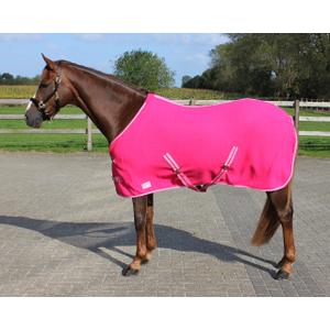 6121-fu-couverture-polaire-pour-cheval-avec-sangle-q-essentials-color-fuchsia