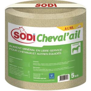 714022-aliment-mineral-en-libre-service-pour-cheval-sodicheval-ail-sodi-beige-5-kg