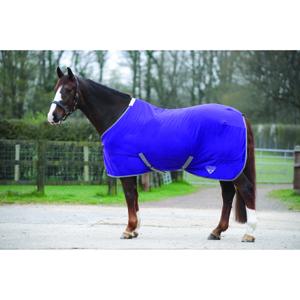 10004411-couverture-polaire-sechante-pour-cheval-weatherbeeta-dark-blue-grey-white