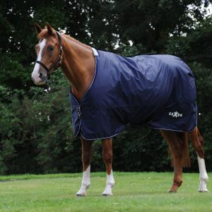 1006343008-couverture-pour-cheval-col-standard-weatherbeeta-saxon-defiant-600d-navy-plaid