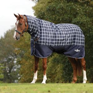 1011727001-couverture-d-exterieur-pour-cheval-avec-couvre-cou-detachable-weatherbeeta-saxon-defiant-600d-combo-300g-navy-plaid